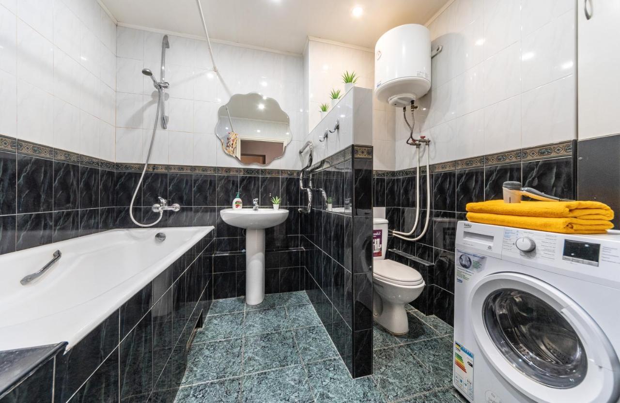 Уютная Квартира Для Семьи На Оболони Apartment เคียฟ ภายนอก รูปภาพ
